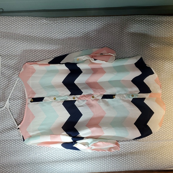 Rue21 Chevron Blouse in Pink, Blue, and White - Picture 6 of 8
